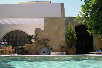 Crete villa heated pool