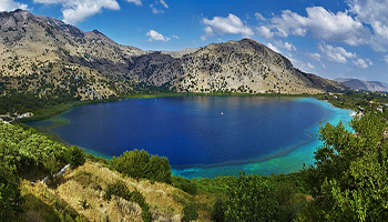 Kournas Lake in Crete vacation villas